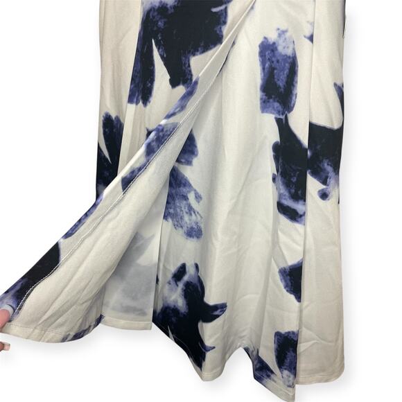 NWT Lulus White Blue Floral Print Deep V-Neck Sleeveless A-Line Dress Size Small - Picture 5 of 16